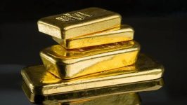 أسعار الذهب تستقر مع ترقب المتداولين لتصريحات مسؤولي المركزي الأميركي