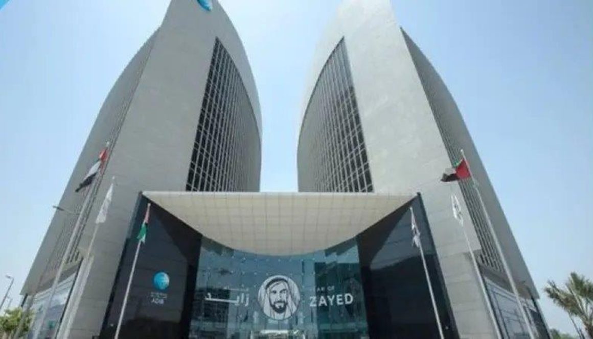 الرئيس التنفيذي أبوظبي الإسلامي رفع محفظة تمويلات الاستدامة إلى 5.5 مليار درهم