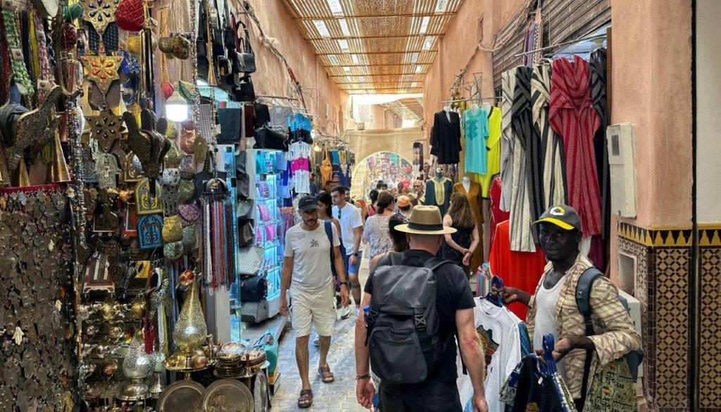 العجز التجاري المغربي ينكمش بنسبة 7.3 % في 2023