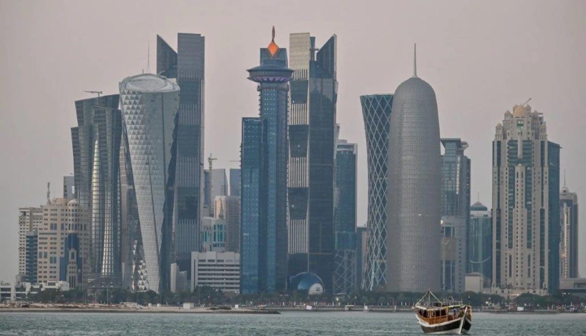 قيمة الودائع في بنوك قطر تتخطى تريليون ريال لأول مرة في يناير 2024