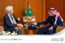 محافظ البنك المركزي السعودي يلتقي رئيسة البنك المركزي الأوروبي في الرياض