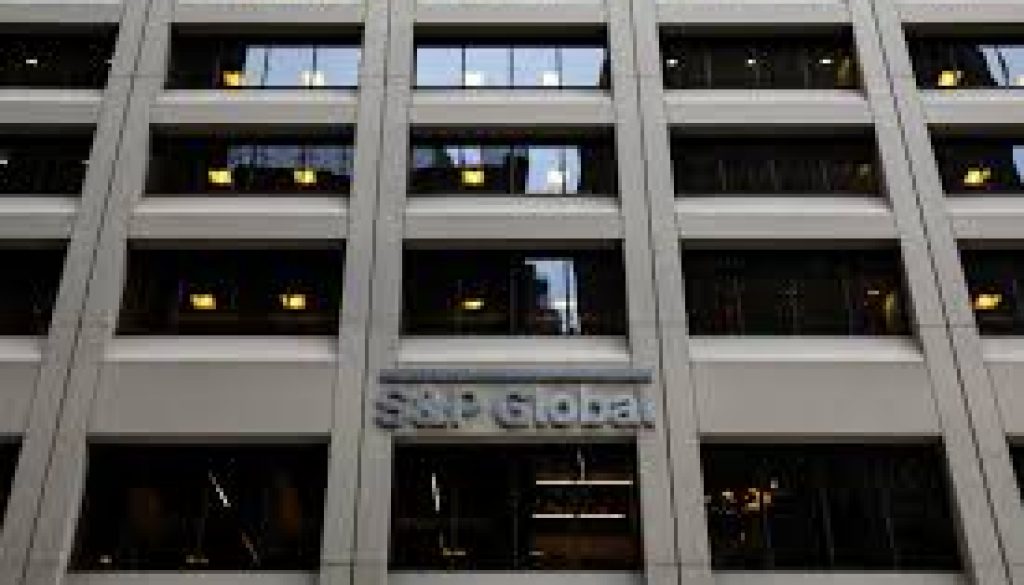 S&P Global downgrades outlooks on five regional US banks to 'negative'