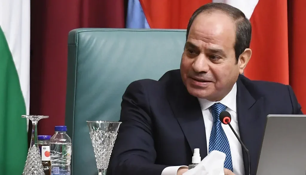 الرئيس المصري يوجه بخفض الدين العام في موازنة 2024 2025