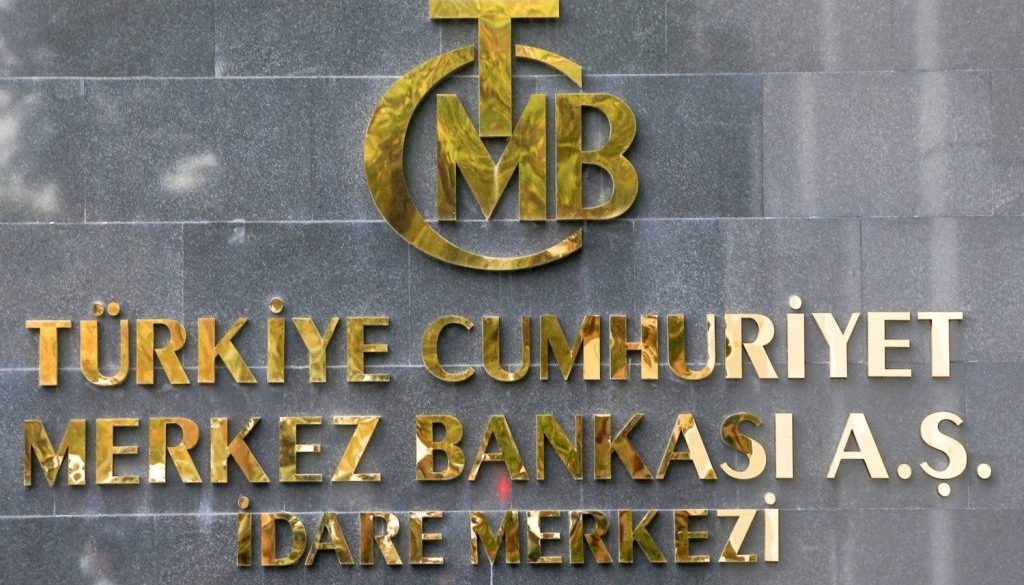 «المركزي التركي» يعود «مجبراً» إلى التشديد النقدي... ويرفع الفائدة إلى 50 %