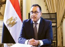 رئيس الوزراء المصري تراجع إيرادات قناة السويس أكثر من 50%