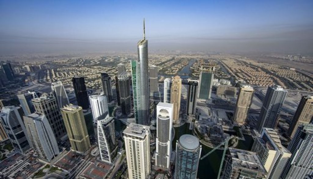 «إس آند بي» نمو اقتصاد الإمارات في 2024 ضعف وتيرة الاقتصادات الخليجية عند مستوى 4.4 %