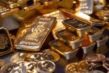 الذهب في عام القمم... شغف متزايد يقوده إلى مستويات تاريخية
