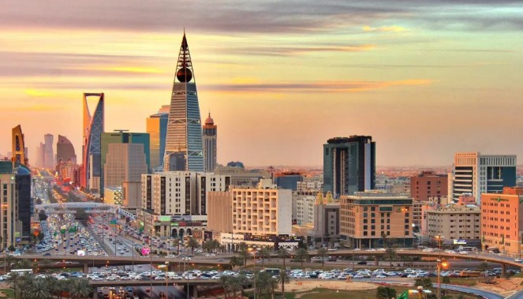 بنك الكويت الوطني يتوقع انكماش الناتج المحلي الحقيقي 2.3% في 2024