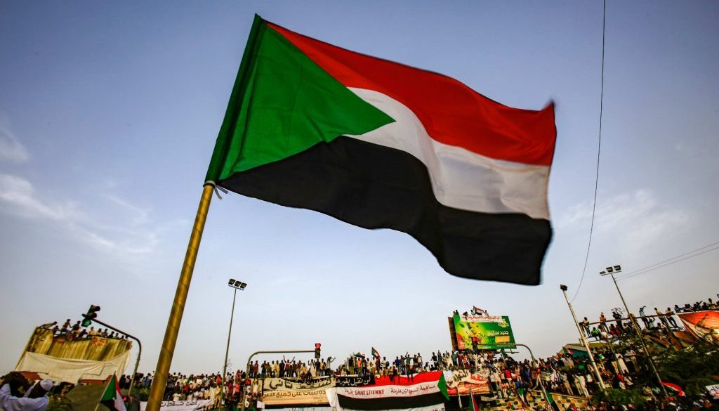 مؤتمر باريس حول السودان يتعهد بمساعدات إنسانية قيمتها مليارا يورو
