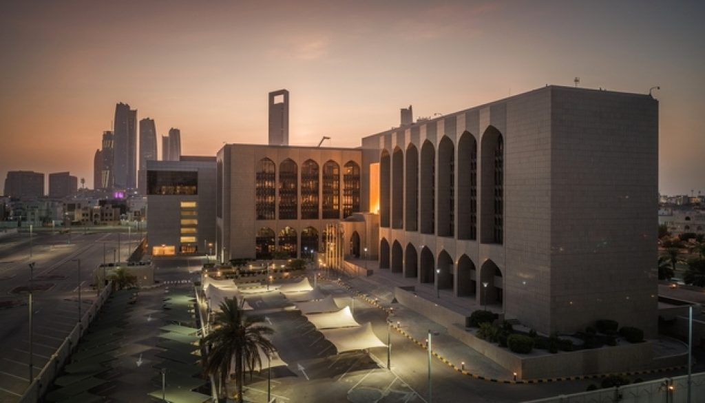 بنوك دبي تضيف 218 مليار درهم إلى قاعدة أصولها خلال عام