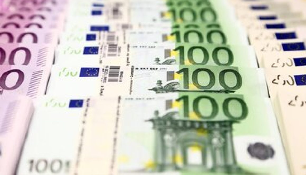 اليورو تحت الاختبار ماذا تعني نتائج الانتخابات الفرنسية للعملة الأوروبية؟