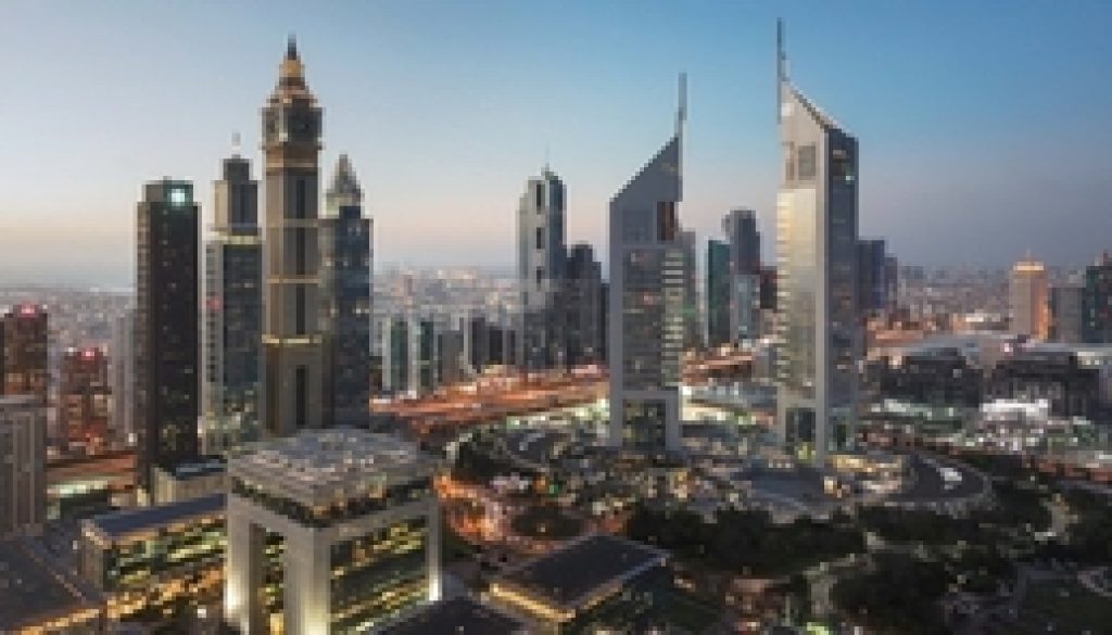 في استطلاع لآراء 24 خبيراً اقتصادياً.. 4.2 نمواً متوقعاً لاقتصاد الإمارات في 2025
