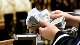 الاقتصاد السعودي يسجل أعلى سيولة في تاريخه بـ3 تريليونات ريال حتى فبراير الاقتصاد السعودي يسجل أعلى سيولة في تاريخه بـ3 تريليونات ريال حتى فبراير