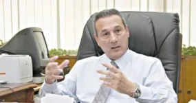 محمد الأتربي 750 مليون دولار أموال ساخنة خرجت من البنك الأهلي بعد قرارات ترامب