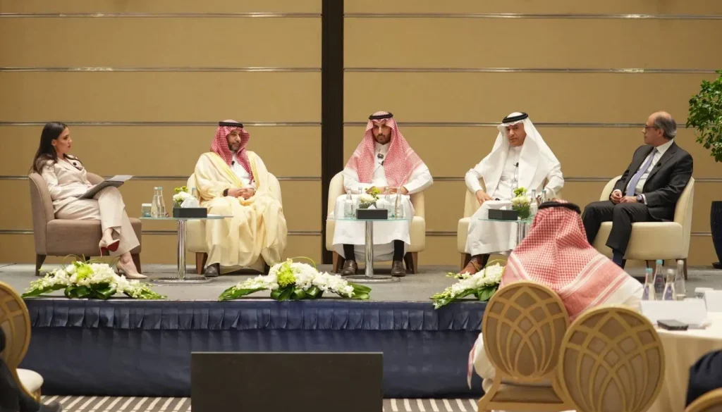 «صندوق النقد» يتوقع تسارع النمو في الخليج 1 % سنوياً خلال 2025 و2026