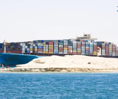«قناة السويس» تخفض رسوم العبور 15 % لمدة 90 يوماً