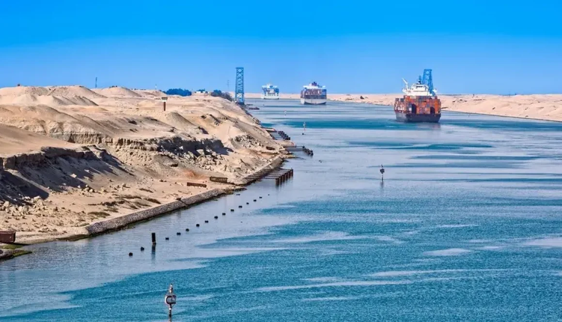 خسائر ضخمة.. مصر تتكبد 110 مليارات جنيه من إيرادات قناة السويس