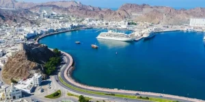 صندوق النقد الدولي يرفع توقعاته لنمو الاقتصاد العماني إلى 2.4 % في 2025