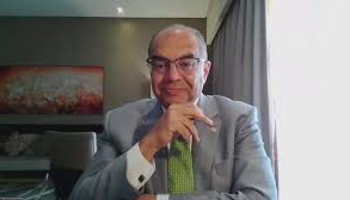 محيي الدين الدولار يواجه تهديدات داخلية رغم صدارته عالمياً
