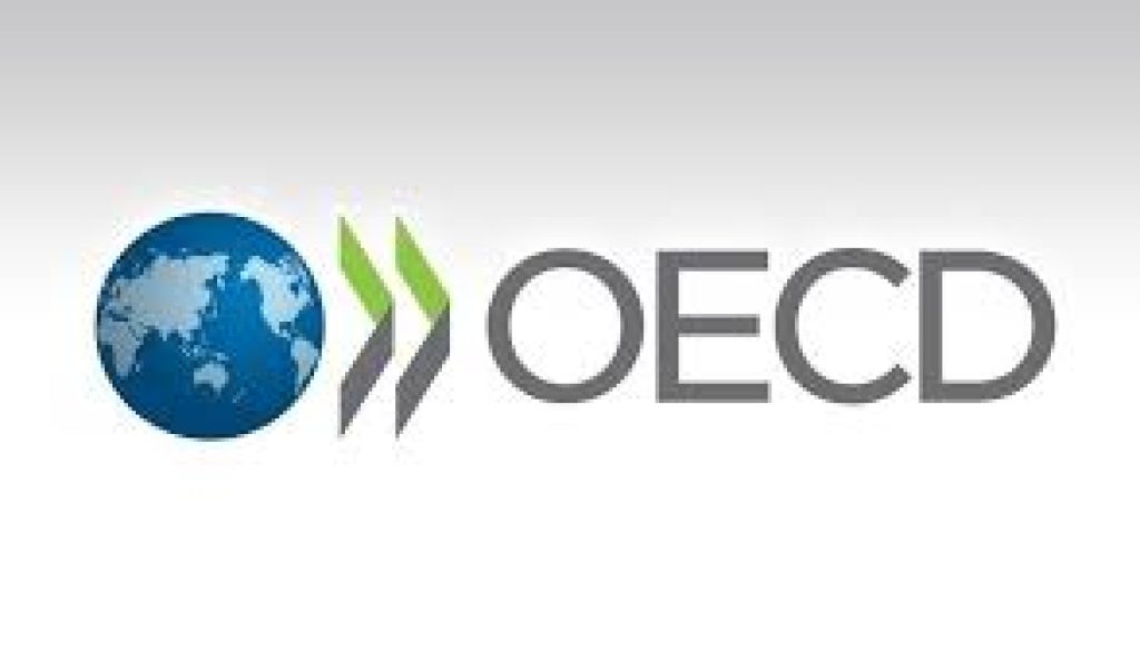منظمة OECD الاقتصاد العالمي سيشهد أضعف نمو له منذ جائحة كوفيد