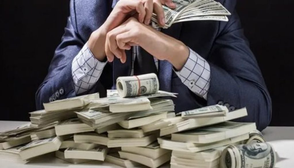 يو بي إس ثروات الأفراد حول العالم تقفز إلى 470 تريليون دولار في 2024