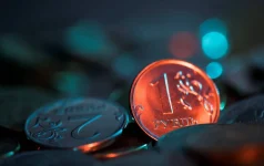 البنوك المركزية تكثف شراء سندات اليورو لتعزيز التنويع بعيداً عن الدولار البنوك المركزية تكثف شراء سندات اليورو لتعزيز التنويع بعيداً عن الدولار