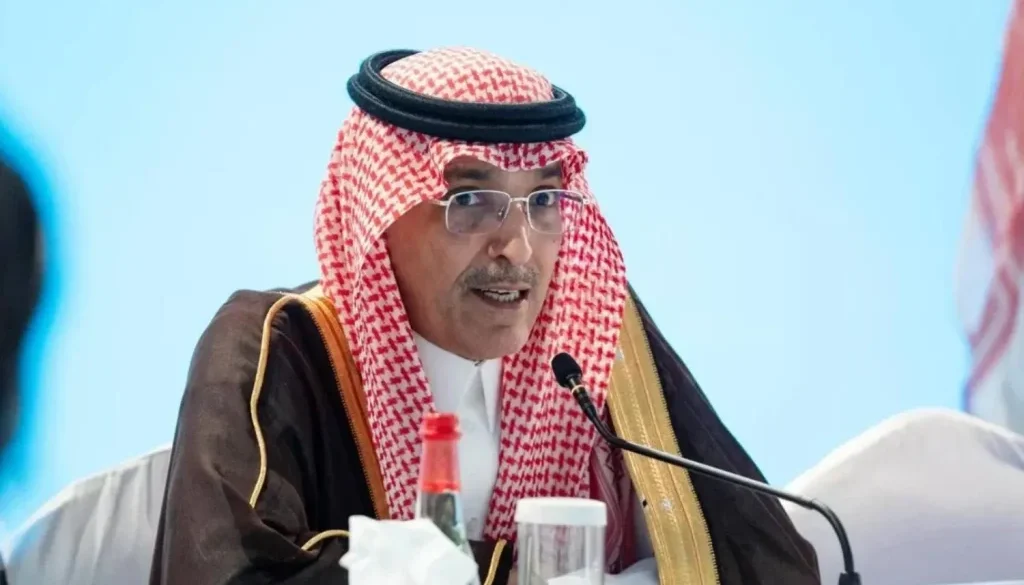 وزير المالية السعودي يؤكد أهمية مشاركة القطاع الخاص لتحقيق الأهداف التنموية