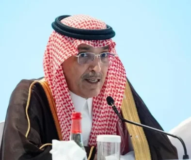 وزير المالية السعودي يؤكد أهمية مشاركة القطاع الخاص لتحقيق الأهداف التنموية
