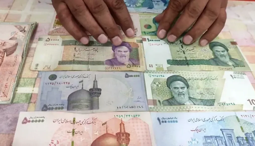 إيران تدرس إزالة أربعة أصفار من عملتها الوطنية... خطوة شكلية أم إصلاح اقتصادي؟