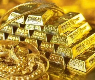 الذهب ينتعش من أدنى مستوياته في أسبوعين والأنظار على اجتماع ترامب وزيلينسكي (1)