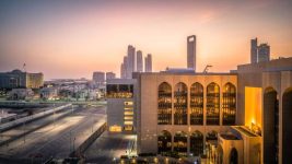 817.5 ملياراً استثمارات البنوك العاملة في الإمارات
