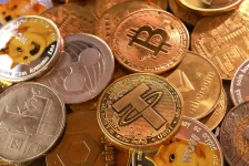 أكثر من 1.5 مليار دولار تتلاشى تصفية جماعية تهز أسواق العملات الرقمية أكثر من 1.5 مليار دولار تتلاشى تصفية جماعية تهز أسواق العملات الرقمية