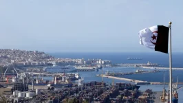 الاقتصاد الجزائري.. آفاق إيجابية وسط تحديات مالية وهيكلية على المدى المتوسط الاقتصاد الجزائري.. آفاق إيجابية وسط تحديات مالية وهيكلية على المدى المتوسط