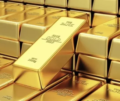 الذهب يواصل ارتفاعه القياسي مع تراجع الدولار بفعل رهانات خفض الفائدة