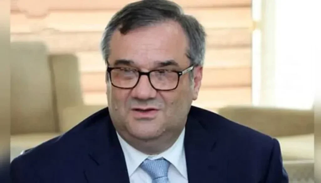 حاكم «المركزي السوري» يكشف لـ«الشرق الأوسط» عن خطة نقدية جديدة لدعم النمو حاكم «المركزي السوري» يكشف لـ«الشرق الأوسط» عن خطة نقدية جديدة لدعم النمو