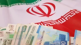 إيران تقر قانوناً لمكافحة الجرائم المالية لتجنب القائمة السوداء