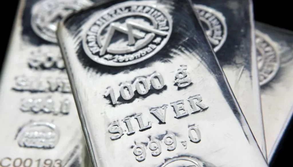 الفضة 2025 صعود يتجاوز 50% والسعودية في مقدمة المستثمرين