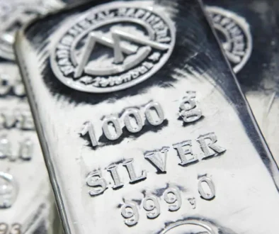 الفضة 2025 صعود يتجاوز 50% والسعودية في مقدمة المستثمرين