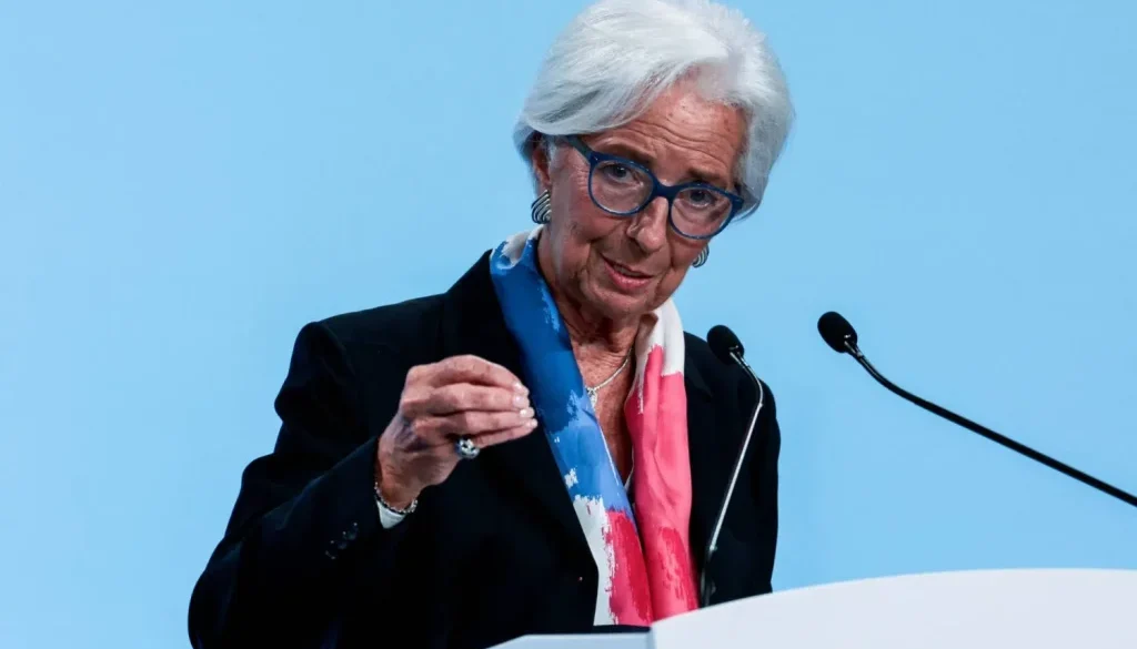 لاغارد التضخم قرب الهدف والاقتصاد أظهر مرونة رغم التحديات لاغارد التضخم قرب الهدف والاقتصاد أظهر مرونة رغم التحديات