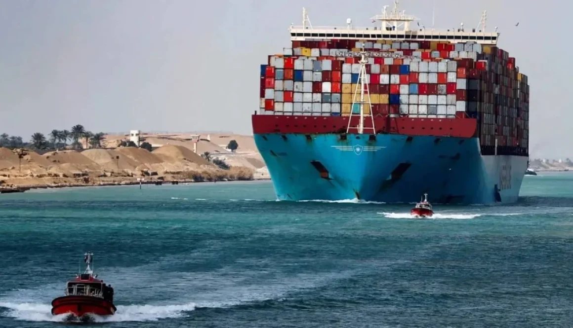 إيرادات قناة السويس تصعد 14 % مع تراجع التوتر في البحر الأحمر