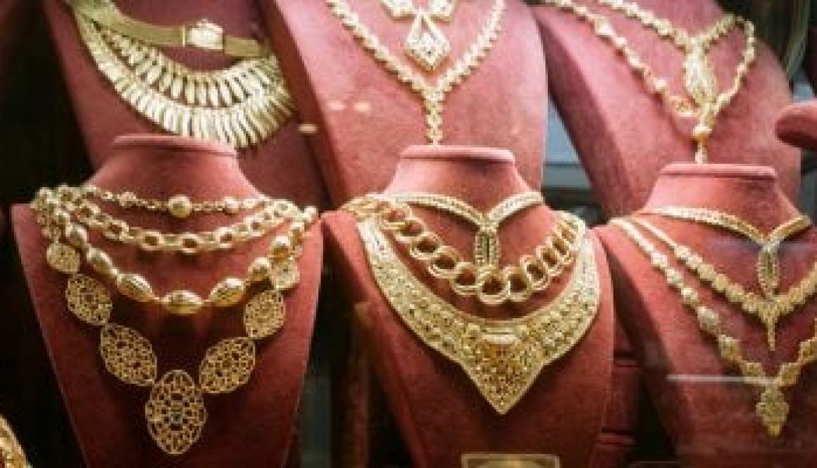 البنوك المركزية اشترت 39 طنًا في سبتمبر.. هكذا تحركت أونصة الذهب