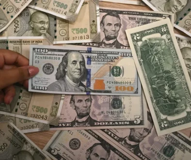 البنوك المركزية تتجنب الذكاء الاصطناعي وتبحث عن بدائل للدولار