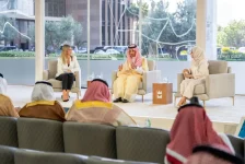 الخطيب نتطلع لتكامل خليجي في بناء قطاع سياحي عالمي