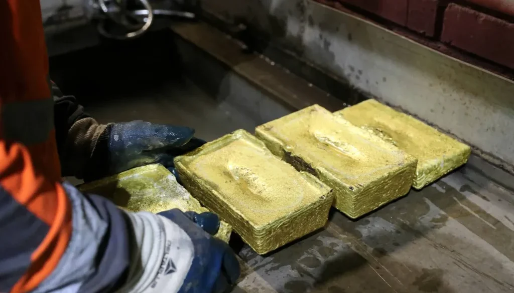 الذهب يسجل أعلى مستوى في أسبوع مع تجدد رهانات خفض الفائدة الأميركية