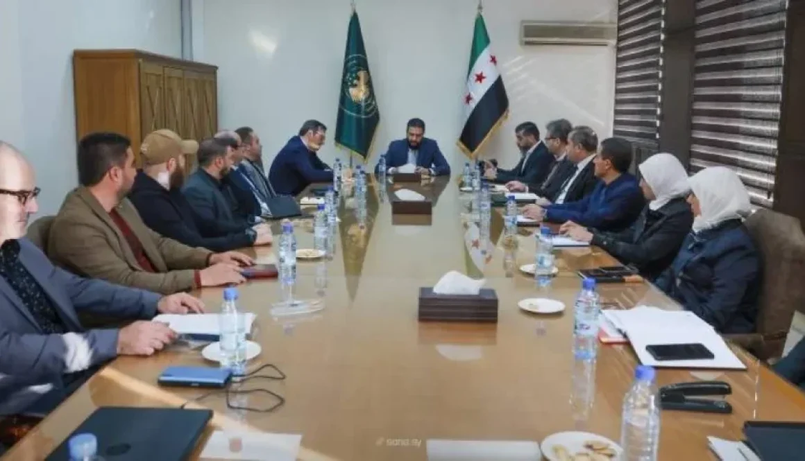 الشرع يطّلع من «المركزي» السوري على خطط تطوير القطاع المصرفي واستبدال العملة