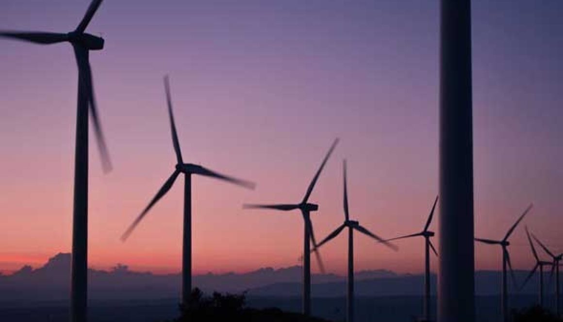 المغرب يستقطب 38 مليار دولار لتعزيز مشاريع الطاقة المتجددة