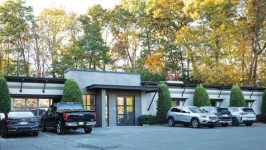 بنكان صغيران يدعمان بناء عائلة ترامب إمبراطورية للعملات المشفرة