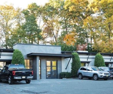 بنكان صغيران يدعمان بناء عائلة ترامب إمبراطورية للعملات المشفرة