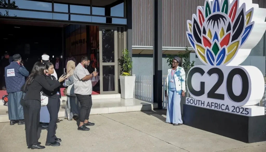 قمة مجموعة العشرين تنطلق في جنوب إفريقيا بغياب ترامب