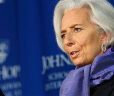 لاغارد السياسة النقدية ليست حلاً لأزمات الديون الأوروبية